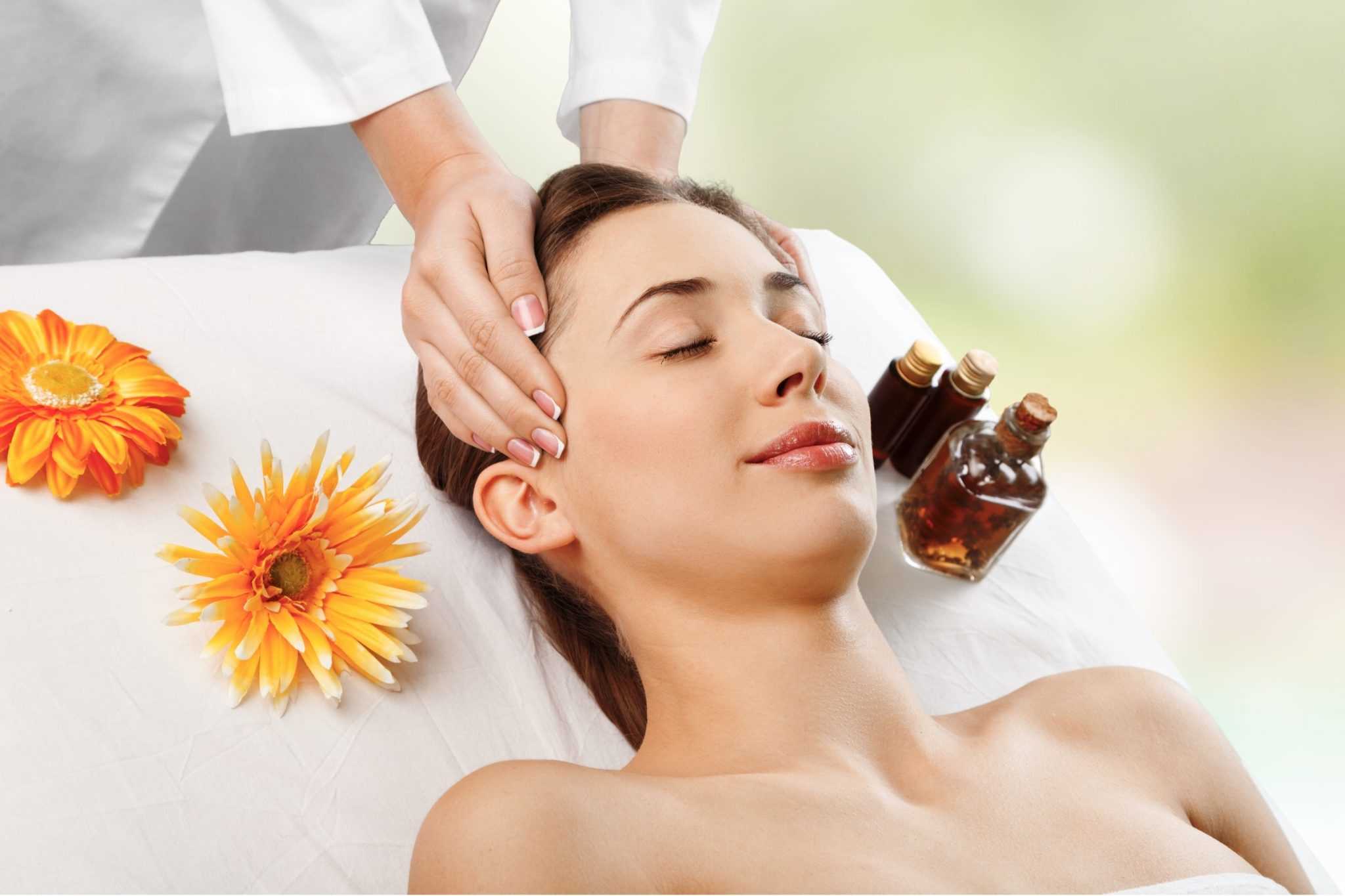 massage-with-essential-oils.jpg