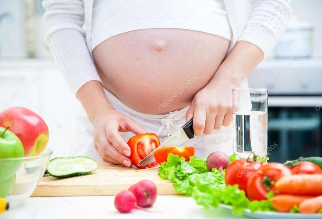 healthy pregnant woman 
