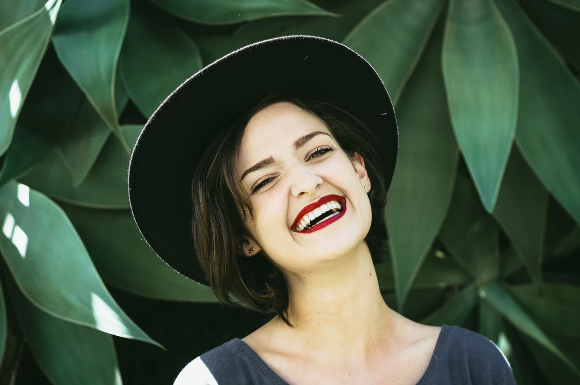 5 Ways to Get a Brighter and More Beautiful Smile