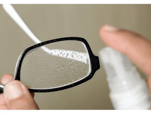 Eyeglass lenses cleaner